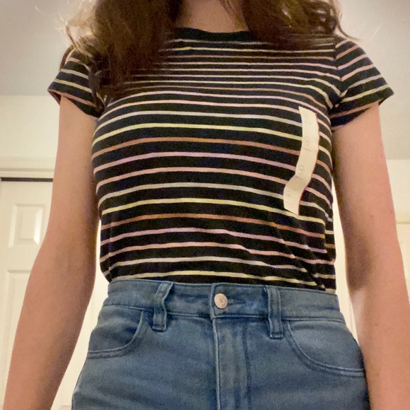 NWT Universal Thread Basic Tee - Picture 4 of 4